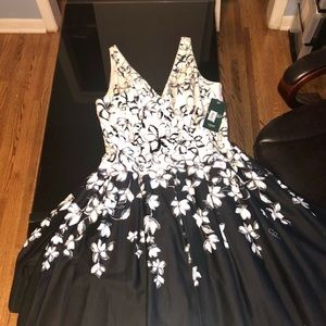 New Black and White Lauren Flower Dress